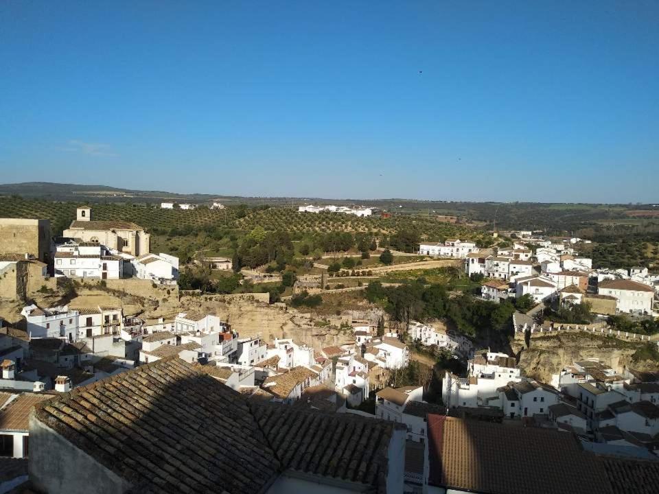 Alojamiento Rural Carmen Setenil De Las Bodegas ภายนอก รูปภาพ