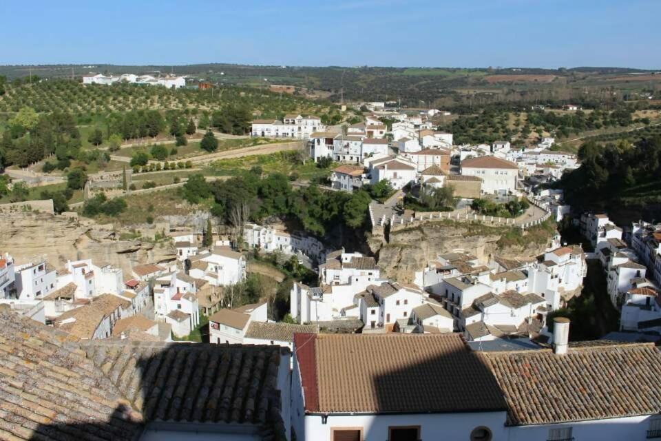 Alojamiento Rural Carmen Setenil De Las Bodegas ภายนอก รูปภาพ
