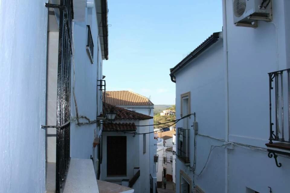 Alojamiento Rural Carmen Setenil De Las Bodegas ภายนอก รูปภาพ