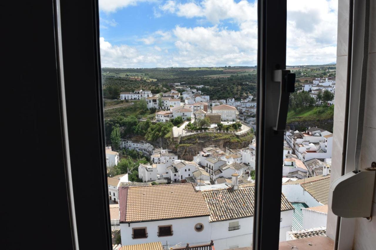 Alojamiento Rural Carmen Setenil De Las Bodegas ภายนอก รูปภาพ